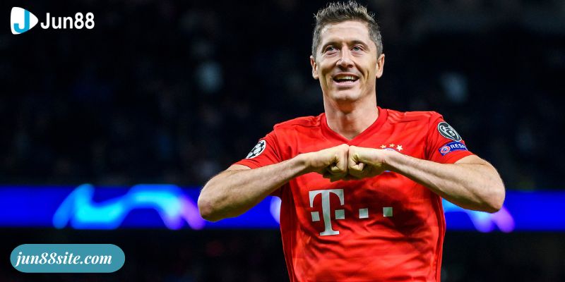 Lewandowski - Siêu Sao Bóng Đá Của Đội Tuyển Ba Lan 