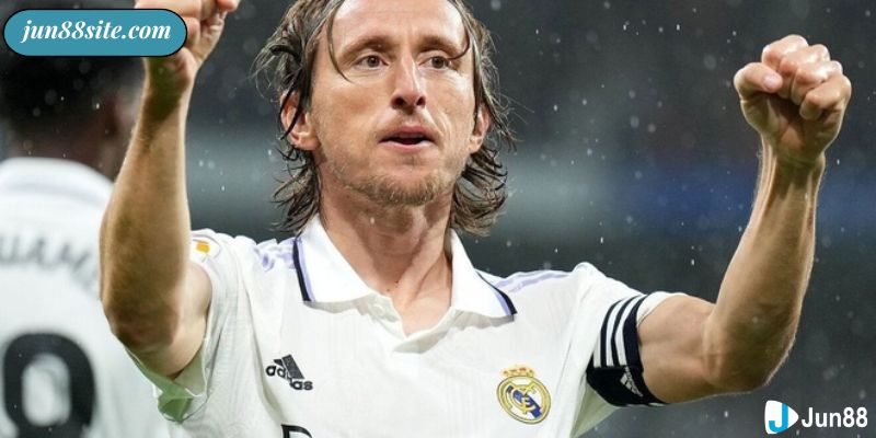 Tiền Vệ Xuất Sắc Nhất Mọi Thời Đại Luka Modric 